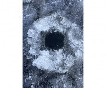 얼음 구멍 (실물사진)